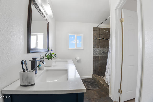 543 E Avenue J1, Lancaster CA: https://media.crmls.org/mediaz/bfbd4f32-9bb1-4f6d-9ad4-1dfb9d29ef0b.jpg