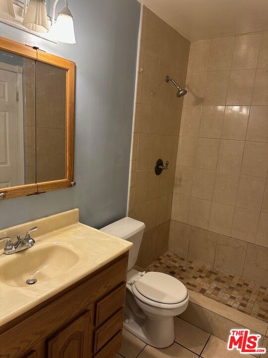 8735 Cedros Avenue, 3 photo 8