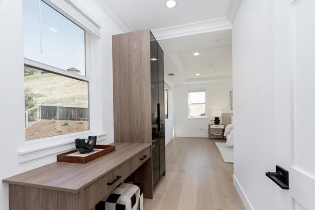 231 Cavalo Court, Fremont CA: https://media.crmls.org/mediaz/bfbd6701-9f11-4c53-bd7e-95d6bf9cda75.jpg