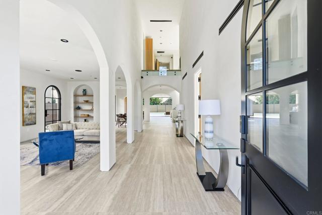 Detail Gallery Image 5 of 52 For 160 N Stanley Dr, Beverly Hills,  CA 90211 - 5 Beds | 5/1 Baths