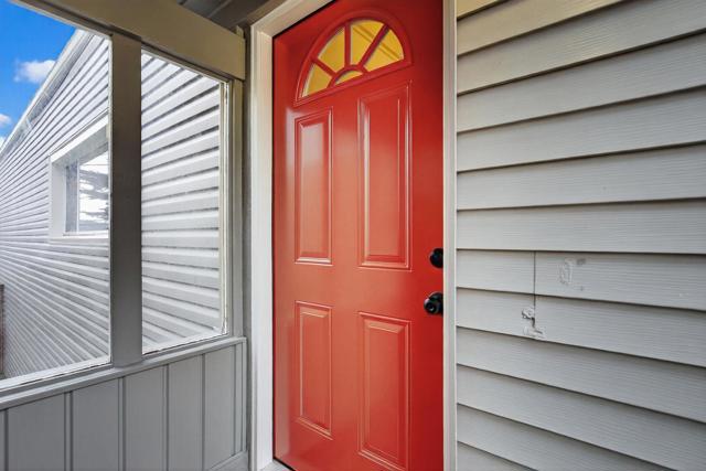 490 Westmoor Avenue, Daly City CA: https://media.crmls.org/mediaz/bfbe003e-fc3d-4d05-83d2-9ff9b5765798.jpg