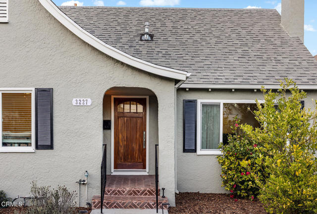 Detail Gallery Image 2 of 28 For 3227 Terzilla Pl, Los Angeles,  CA 90065 - 2 Beds | 1 Baths