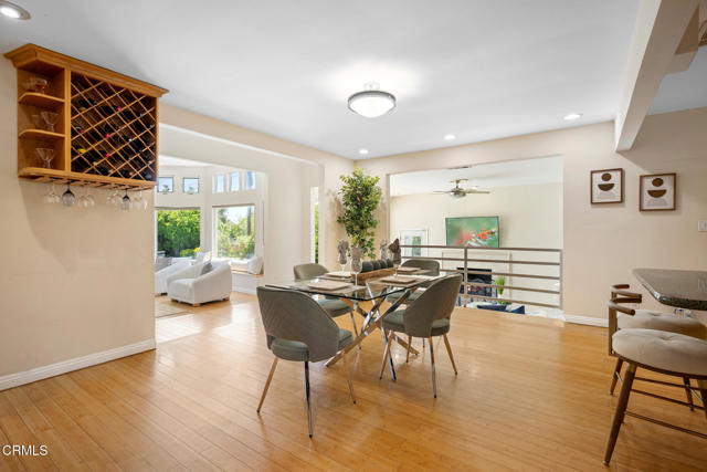 Detail Gallery Image 16 of 71 For 4917 Angeles Crest Hwy, La Canada Flintridge,  CA 91011 - 4 Beds | 3 Baths
