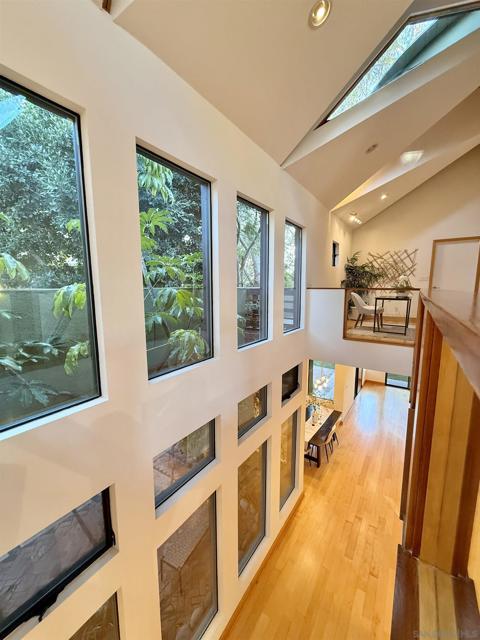 3566 Albatross St, San Diego CA: https://media.crmls.org/mediaz/bfbf93b2-431c-4636-82c1-730bf7402a1b.jpg