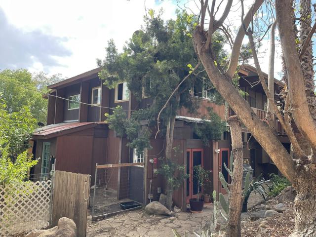 Detail Gallery Image 4 of 60 For 14082 Los Cielos, Escondido,  CA 92025 - 4 Beds | 2 Baths