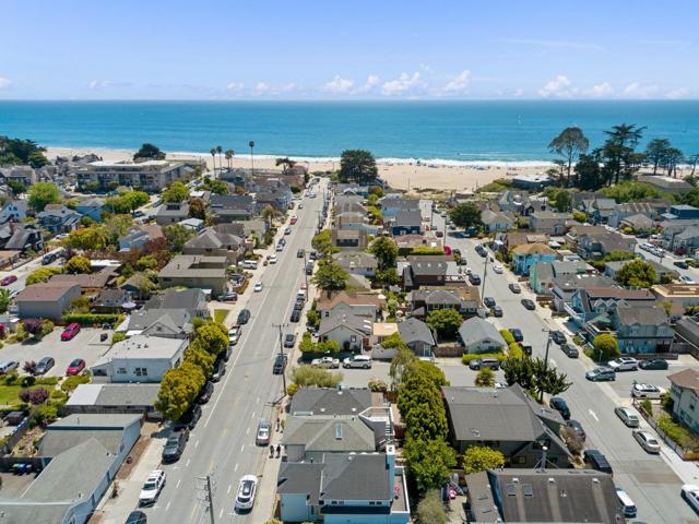 407 Seabright Avenue, Santa Cruz CA: https://media.crmls.org/mediaz/bfc07bd3-7a40-46af-b0e7-a0bd61d6a0e0.jpg