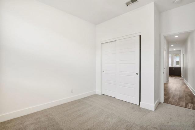 2472 Aperture Circle, San Diego CA: https://media.crmls.org/mediaz/bfc0c820-334e-4c16-b62c-8201b42961a9.jpg