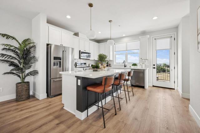 138 Skyline Vista Way, Watsonville CA: https://media.crmls.org/mediaz/bfc270dd-c84a-4b3e-8931-c69d0f0fd76f.jpg