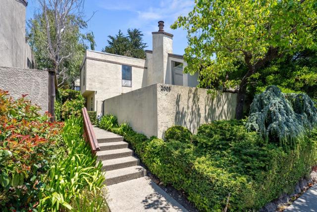 2005 Parrott Drive, San Mateo CA: https://media.crmls.org/mediaz/bfc2f026-b417-4703-baad-2c9e31b2182e.jpg