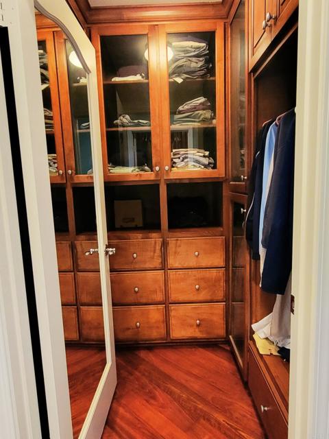 5507 Mill Creek Road, San Diego CA: https://media.crmls.org/mediaz/bfc3f869-b6b3-4b82-8716-11918f629cc0.jpg