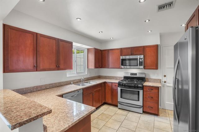 4833 Atlanta Dr., San Diego CA: https://media.crmls.org/mediaz/bfc50bab-d0e2-4ba9-8097-7ab08087c9d6.jpg