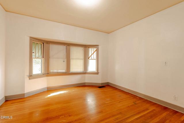 Detail Gallery Image 27 of 44 For 555 Kensington Dr, Fillmore,  CA 93015 - 4 Beds | 3 Baths