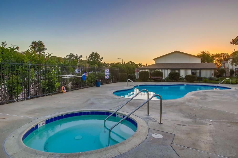 3433 Los Mochis Way - photo 9