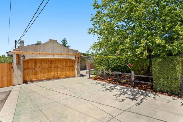 221 Sunset Terrace, Scotts Valley CA: https://media.crmls.org/mediaz/bfcc9928-43e7-475a-97d6-9dd0a43d5f61.jpg
