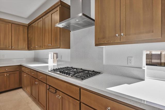 5636 Fallbrook Court, Dublin CA: https://media.crmls.org/mediaz/bfcec96b-3a00-40a6-9c75-fac17a832c1b.jpg