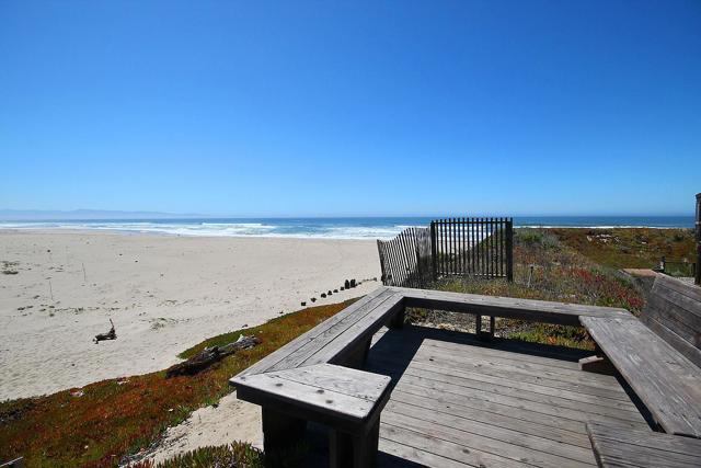 66 Pelican, Watsonville CA: https://media.crmls.org/mediaz/bfcf5550-8b3e-4573-81bf-1b6afaf00bdf.jpg