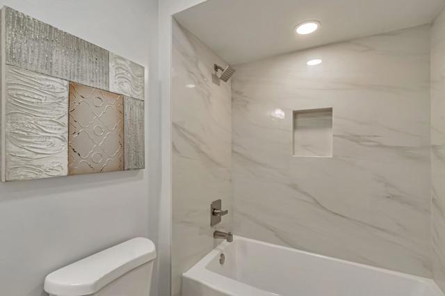 2398 Shoreside Court, Santa Clara CA: https://media.crmls.org/mediaz/bfd084f5-63fa-409e-a393-1a43e8d2c913.jpg