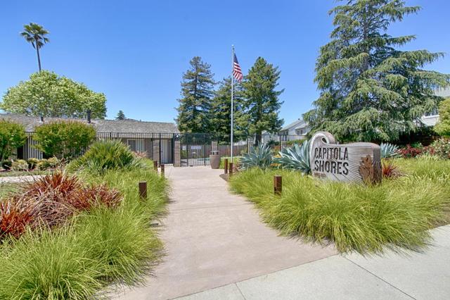 4380 Diamond Street, Capitola CA: https://media.crmls.org/mediaz/bfd1061f-4089-414a-ba6f-028c36d6e5b9.jpg