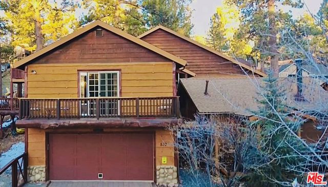 539 Lakewood Lane, Big Bear CA: https://media.crmls.org/mediaz/bfd1d691-5700-4004-a392-ee85274d4744.jpg