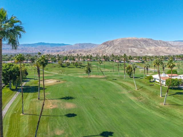25 Juan Carlos Drive, Rancho Mirage CA: https://media.crmls.org/mediaz/bfd22d1e-6181-4007-8e03-7cfb33dfe88e.jpg