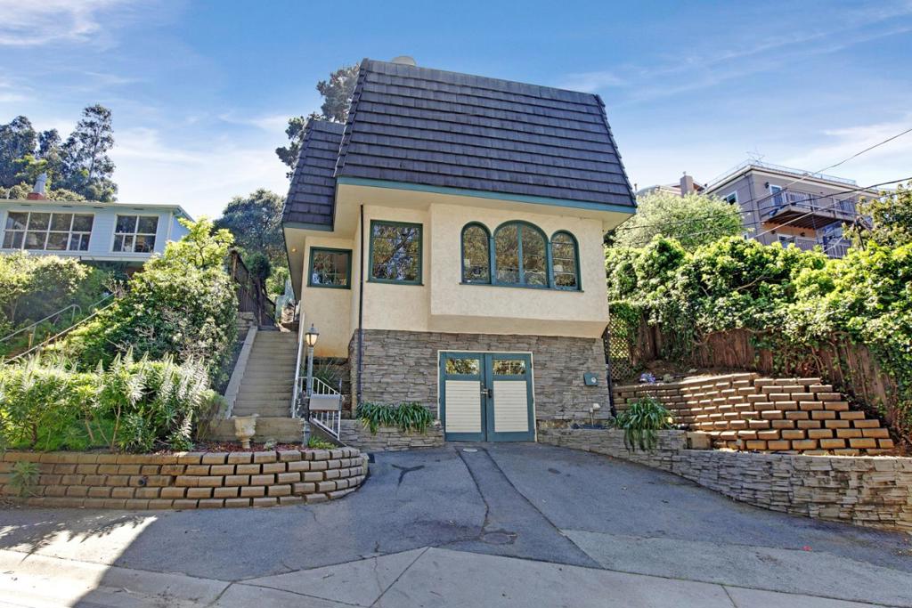 37 San Francisco Avenue