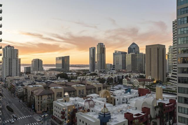 555 Front St., San Diego CA: https://media.crmls.org/mediaz/bfd2b4a6-e723-47f9-8cae-3fe987d0183e.jpg