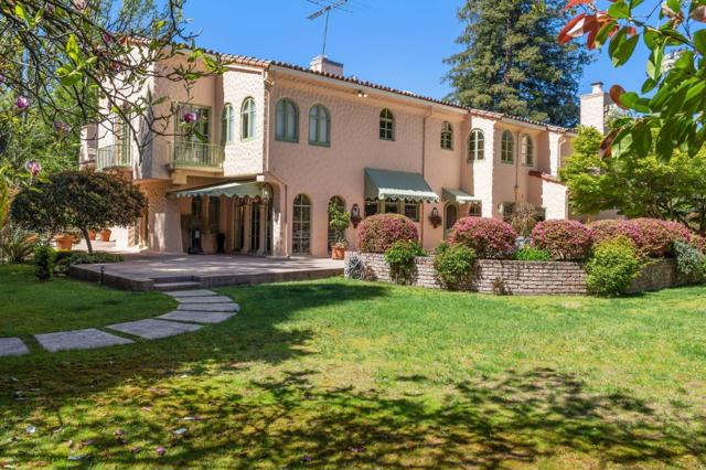 269 Selby Lane, Atherton CA: https://media.crmls.org/mediaz/bfd334bd-4c8d-4950-b05a-36e8ae3b7820.jpg