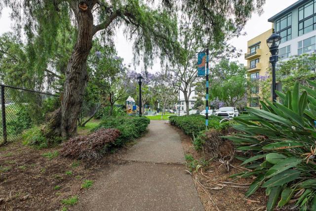 1642 7Th Ave, San Diego CA: https://media.crmls.org/mediaz/bfd3ea82-d7c3-4446-b9cf-0272d4528cf2.jpg