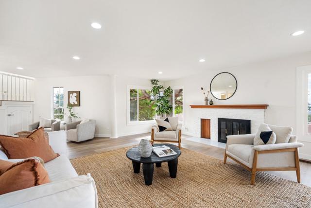 3375 East Avenue, Hayward CA: https://media.crmls.org/mediaz/bfd6e877-aa9a-4024-ab20-6446094d0e7a.jpg