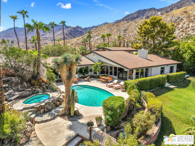 13 Cahuilla Hills Drive, Palm Springs CA: https://media.crmls.org/mediaz/bfd81702-ff33-4923-b57f-3c771476e968.jpg