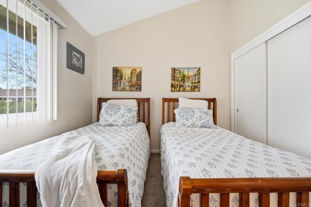 Detail Gallery Image 14 of 44 For 3655 Vista Campana #9,  Oceanside,  CA 92057 - 2 Beds | 2 Baths