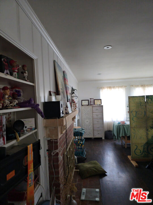 2 Bed Home for Sale in Los Angeles, California