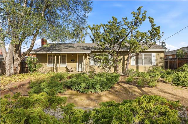 5164 Carter Avenue, San Jose CA: https://media.crmls.org/mediaz/bfdbcd27-9801-42fe-9a10-338acf01f2f8.jpg