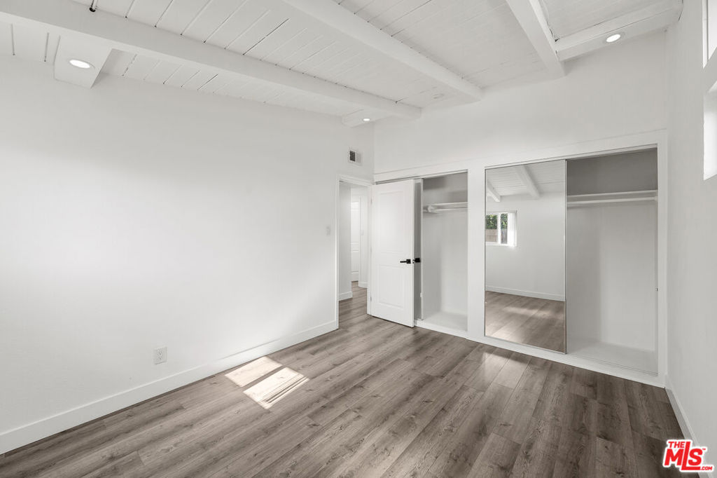 Bfdd43B1 E658 4B19 87Db Dbdd9Cc039D0 8153 Tunney Avenue, Reseda, Ca 91335 &Lt;Span Style='BackgroundColor:transparent;Padding:0Px;'&Gt; &Lt;Small&Gt; &Lt;I&Gt; &Lt;/I&Gt; &Lt;/Small&Gt;&Lt;/Span&Gt;