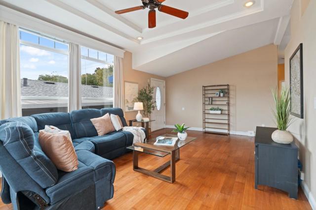 444 Whispering Pines Drive, Scotts Valley CA: https://media.crmls.org/mediaz/bfdd78bd-226b-409f-bca7-fe2be8fc3df2.jpg