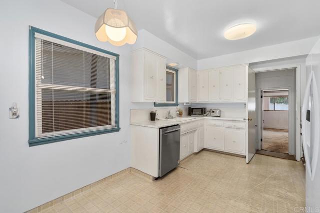 3370 Manning Court photo 8