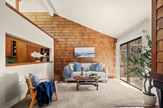 461 Dela Vina Avenue, Monterey CA: https://media.crmls.org/mediaz/bfdf0b5d-396e-4dc6-9c87-fcfc5d29d982.jpg