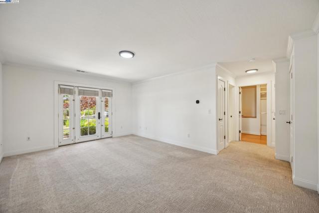 628 Saint Mary St, Pleasanton CA: https://media.crmls.org/mediaz/bfe123fa-60bf-4654-82ea-62790afc0769.jpg
