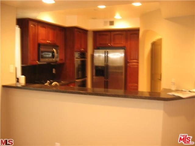 1135 S Rexford Drive, Los Angeles CA: https://media.crmls.org/mediaz/bfe22657-b230-4ede-8f7d-5c809cf22322.jpg