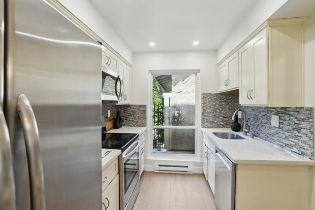 118 Salice Way, Campbell CA: https://media.crmls.org/mediaz/bfe24c63-6c36-49bd-8d08-2a023c10f663.jpg
