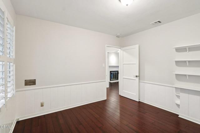 Detail Gallery Image 26 of 31 For 1255 Oak Circle Dr, Glendale,  CA 91208 - 3 Beds | 2 Baths