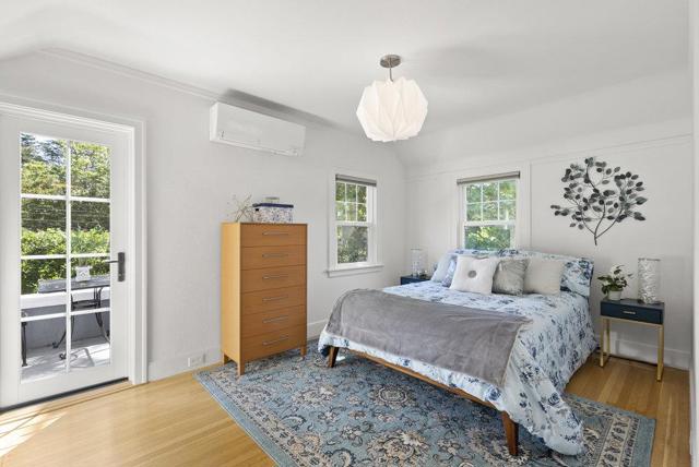 774 Edgewood Road, San Mateo CA: https://media.crmls.org/mediaz/bfe37074-c919-4f0c-a29f-b5290b5fd079.jpg
