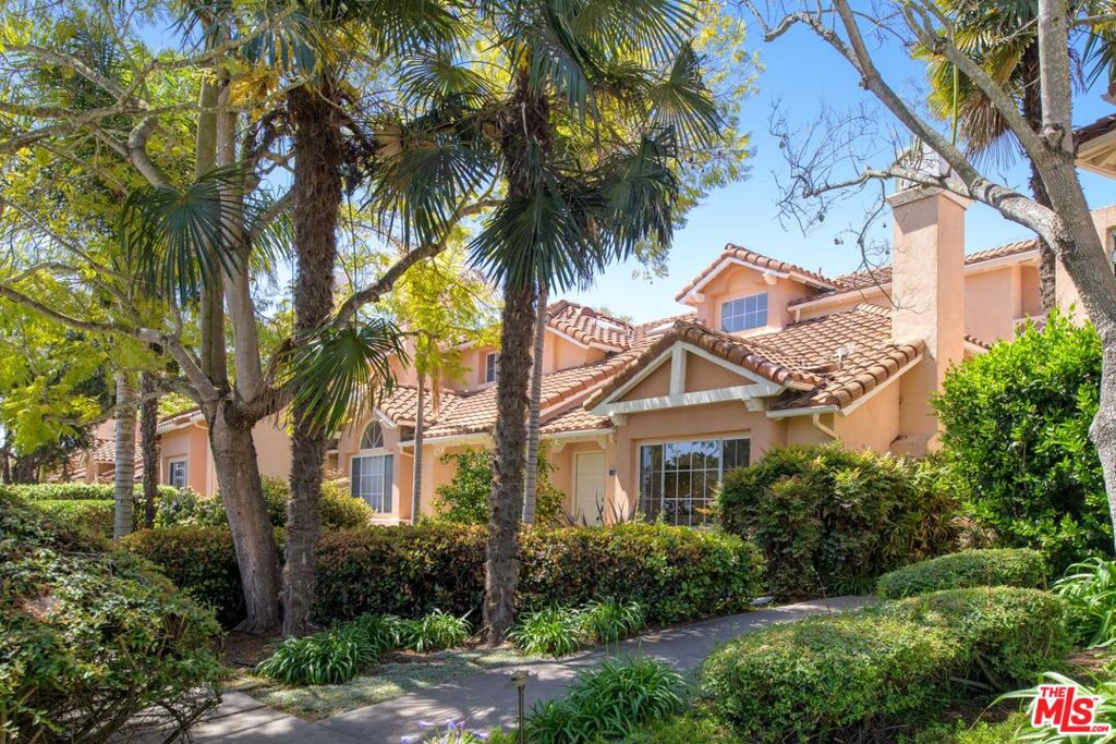 321 Pacific Oaks Road
