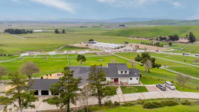 6033 Dagnino Road, Livermore CA: https://media.crmls.org/mediaz/bfe58c51-36d5-40f3-b039-179df1e3bcfd.jpg