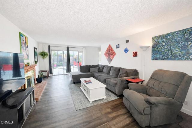 Detail Gallery Image 5 of 10 For 8582 Hollister St, Ventura,  CA 93004 - 3 Beds | 2 Baths