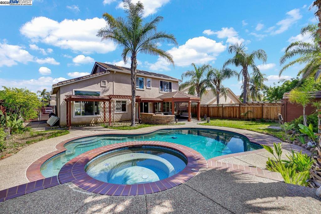 5457 Field Brook Ct