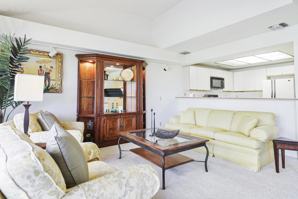 MLS #219137700DA image #2