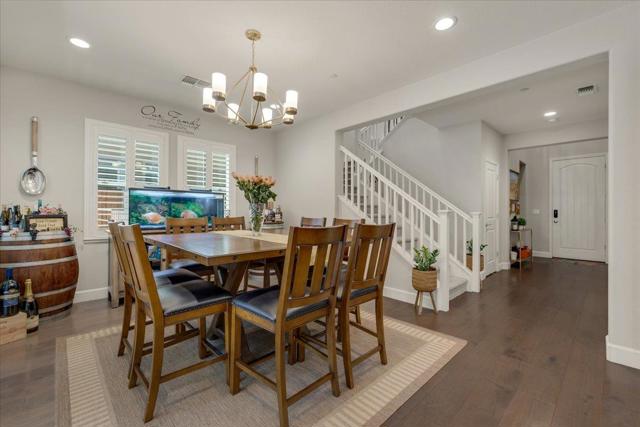 738 Sullivan Way, Gilroy CA: https://media.crmls.org/mediaz/bfe938e4-82a7-4c24-810b-904f645bbe3a.jpg