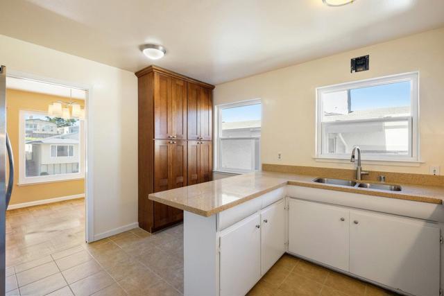 139 Santa Paula Drive, Daly City CA: https://media.crmls.org/mediaz/bfe966d5-b1cc-481c-b0d3-415434214c8b.jpg