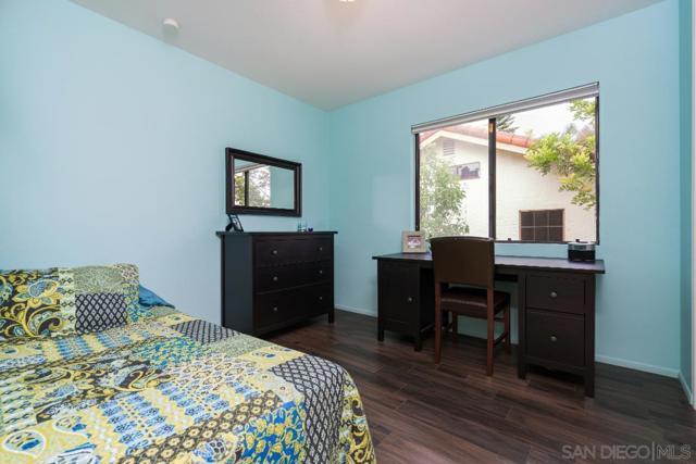 4210 Federman Ln, San Diego CA: https://media.crmls.org/mediaz/bfe9ca5d-8661-47f9-ba60-a89b316cc757.jpg